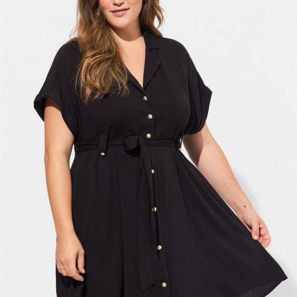 BRAND NEW- Torrid Rayon Slub Button-Front Collared Dress- Size 0